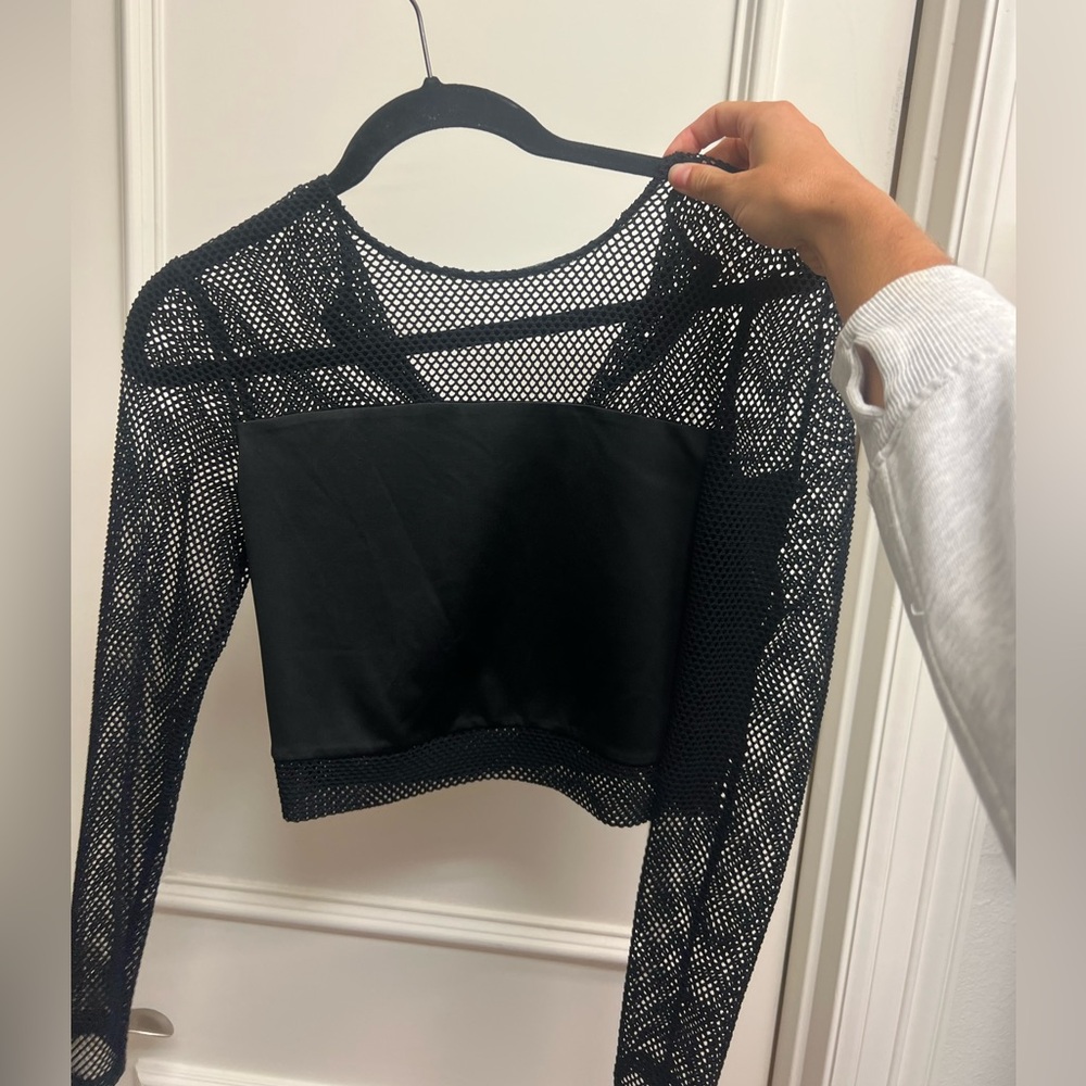 Alice + Olivia mesh long sleeve cropped top